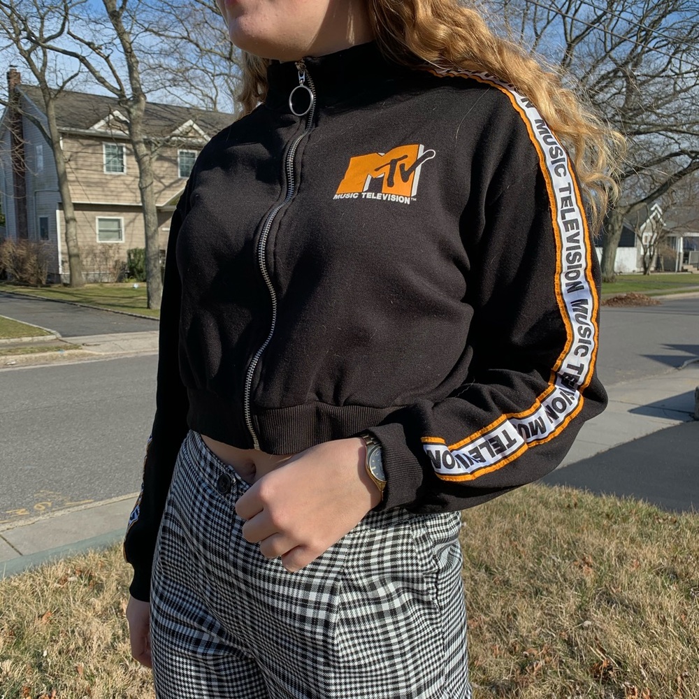 Black MTV crop top